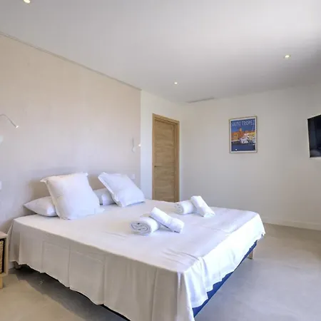 De Prestige Vue Sur Golfe De St Tropez